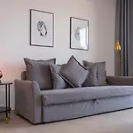 Hall Апартаменты *