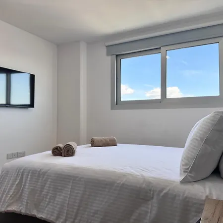 Apartament Hall *